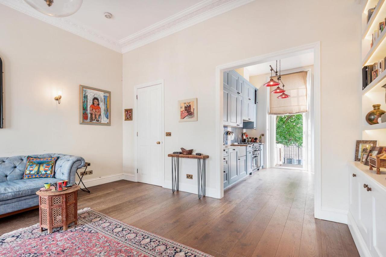 Charming Pimlico Home Close To The River Thames By Underthedoormat 런던 외부 사진